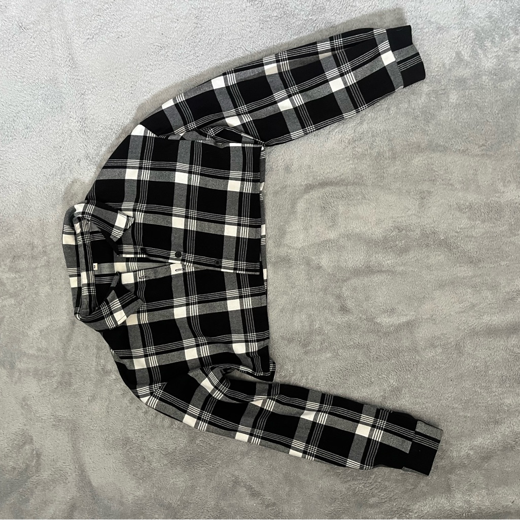 Black And White Plaid Cropped Flannel/Jacket Thick Material